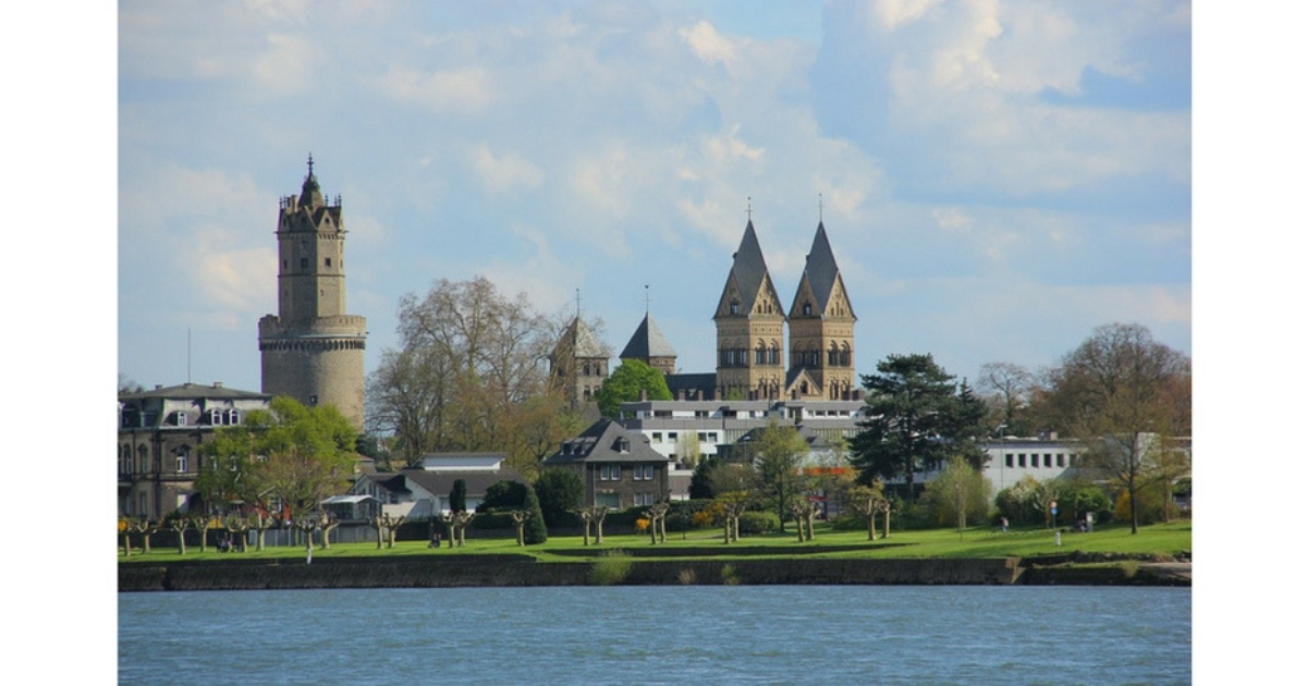 PhD or Pre-PhD Fellowships at the Bonn International Graduate School of